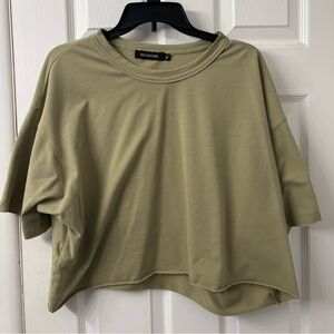 Hugoome Oversized Cropped Athletic Short Sleeve Top Olive Green Women’s Size XL
